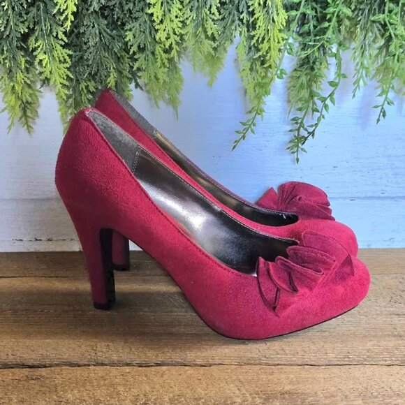 Size 8 Red Ribbon Maurices High Heels - Picture 1 of 6